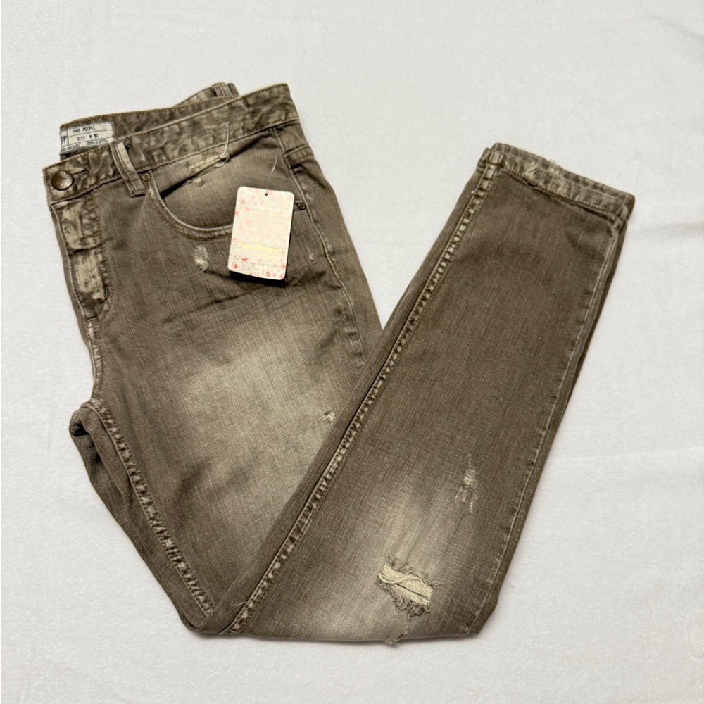 Free People Size 30 Women's Straight Leg Jeans in Olive